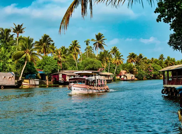 Kerala Travel Guide: Best Places and Experiences to Explore