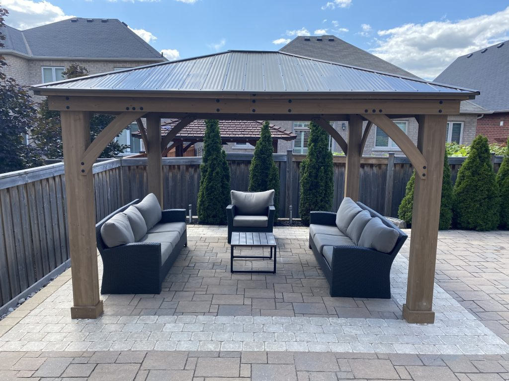 Patio Furniture Installation Ideas to Create a More Inviting Outdoor Space