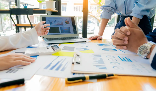 Business Growth Hacks Every Entrepreneur Needs in 2026